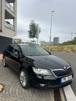 SKODA SUPERB 2.0 TDI DSG R.V. 2013 Facelift - 3