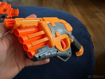 NERF DOOMLANDS 2169 PERSUADER - 3