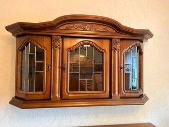 Komoda rustikální a vitrína zdarma v ceně - masiv - 3