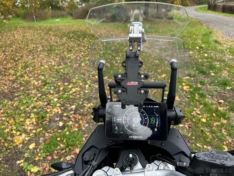 CFMOTO 800MT top stav 9tkm spousta doplňků - 3