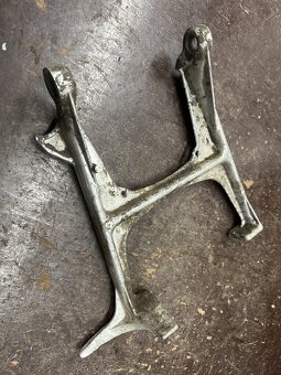 Predám používaný STOJAN JAWA 350/638 639 634 632 - 3