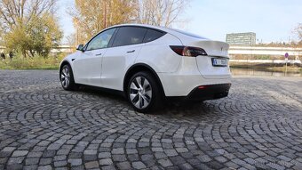 Tesla Model Y, Long Range 4WD – 82 kWh, Enhanced autopilot - 3