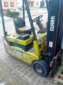 Prodám vzv Clark - 3