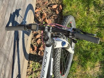 Lehké dětské kolo Superior Team 24 - 3