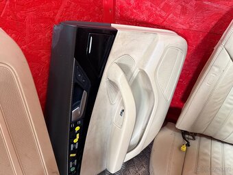 SEDAČKY AUDI A8 4H D4 - 3