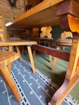 Selský masivní stůl a 8 židlí - 3