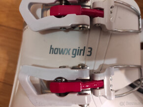 ATOMIC howx girl 3 dívčí lyžáky 21,5 mondo 215 - 3