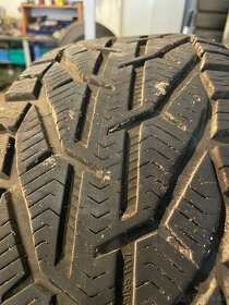 Zimní pneu 235/55 R17 103V - 3