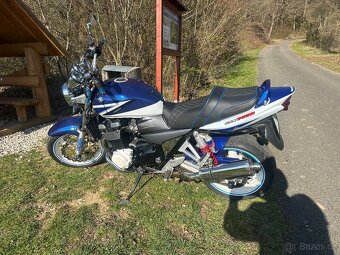 Suzuki GSX 1400 - 3