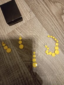 Prodám sadu bižuterie - 3