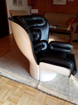 Designové křeslo Joe Colombo Elda Lounge Chair, 60. léta, bí - 3