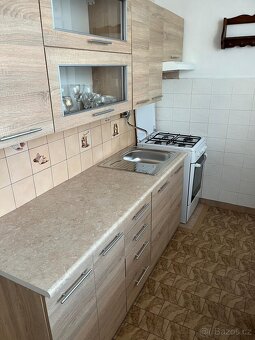 Pronájem bytu v Rožnově pod Radhoštěm - 3