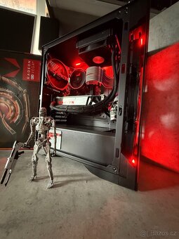 Terminator PC LC Vega 64 / Ryzen 2700X / 32G / 1TB nvme - 3