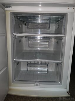 Lednice Electrolux EN3401ADW - 3