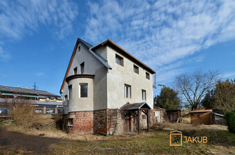 Prodej komerčního pozemku 2552 m² - 3