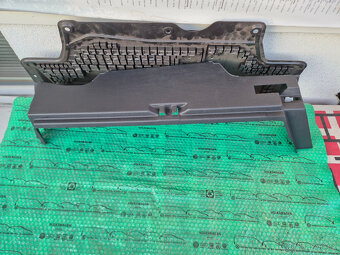 panel plata levý černý Škoda Forman od 01/93 116770743 - 3