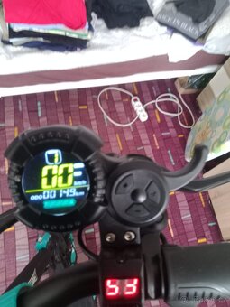 Elektrokoloběžka Vsett 9+ PRO - 3