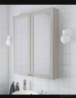 Godmorgon Ikea zrcadlová skříňka se dvířky - 3