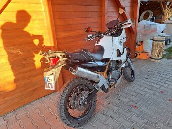 Kawasaki KLE 500 + druhý motor + díly a příslušenství - 3