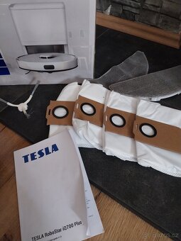 Tesla roboticky vysavač s mopováním - 3