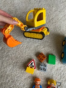 Lego Duplo sada Pásový bagr a náklaďák - 3