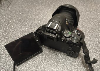Nikon D5500 + příslušenství - 3
