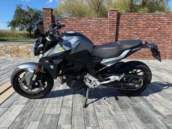 F 900 R - 3