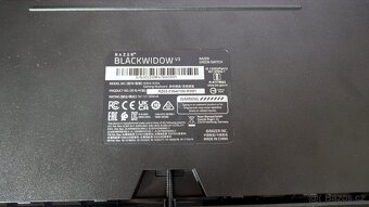 Razer BlackWidow V3 (Green switch, green keycapy) - 3