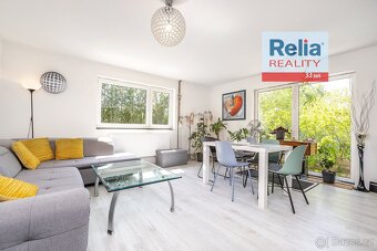 RD téměř bez sousedů, ve slepé ulici okrajové části Hradce K - 3