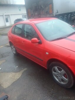 Prodám Seat Leon 1.6 MPI na opravu - 3
