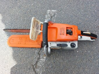 Stará motorová pila Stihl 031AV - 3