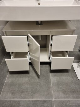 Prodám skříňku pod umyvadlo 80 cm VidaXL - 3