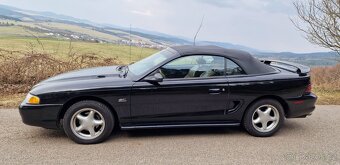Ford Mustang - 3