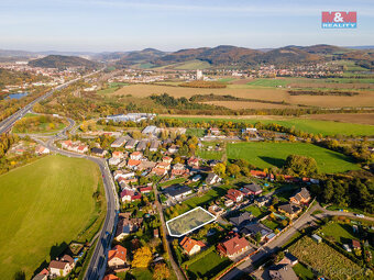 Prodej pozemku k bydlení, 741 m², Bavoryně - 3