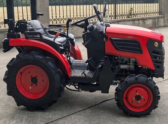 Traktor 254, 25 koní, malotraktor 4x4 - 3