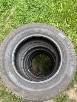 Prodam pneu 235/65r16c - 3