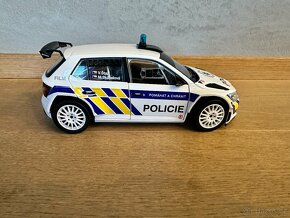 Zpět na výpis Škoda Fabia R5 Policie ČR V. Štajf 1:18 - 3