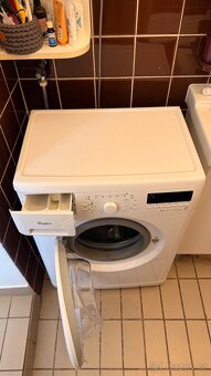 REZERVACE Daruji ZA ODVOZ plně funkční pračku Whirlpool - 3