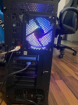 Herní PC AMD ryzen 9800X3D | AMD RX 7800XT 16GB - 3