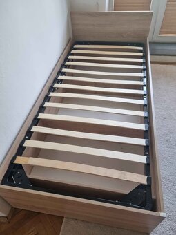 Postel s matrací 200x90 cm - 3