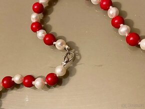 Náhrdelník z pravých perel a červeným korálem - 3