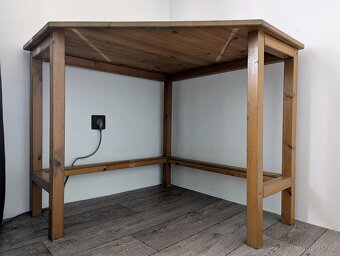 Dřevěný rohový stůl - 3