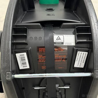 Autosedačka Britax Römer Baby-Safe Core 2023 Midnight Grey - 3