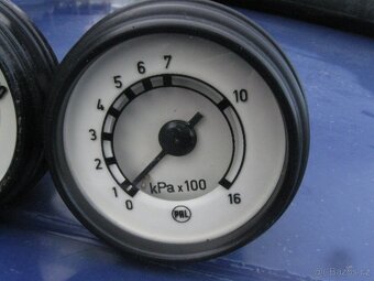 ZETOR 25 - Super 50 Tlakoměr 0-16kg/cm2 + ampermetr +/-30A - 3