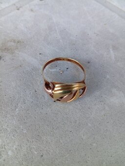 Prodám 2 zlaté prstýnky. - 3