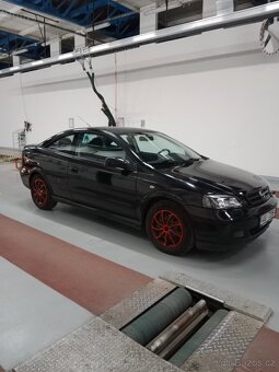 Opel Astra coupé Bertone - 3