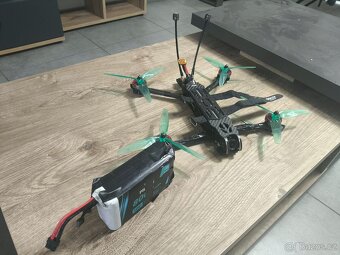 FPV dron Geprc Moz 7 - 3