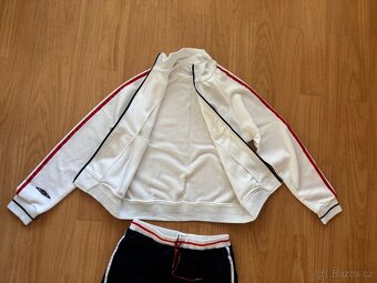 Tepláková souprava UMBRO. - 3