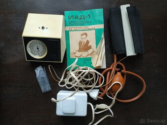 RETRO_Sovětský měřič krevního tlaku ИАД-1 (IAD-1)_SSSR - 3