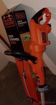 BLACK+DECKER GL9035-QS — elektrická strunová sekačka 900 W - 3